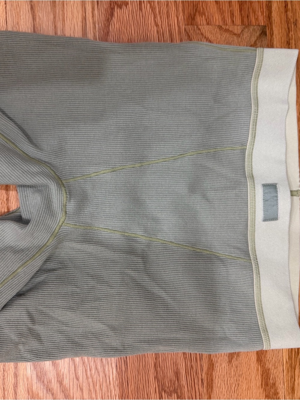 Skims biker shorts woman’s